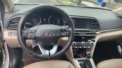Hyundai Elantra 1.6 AT 2020 Белый 50 000 км