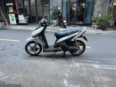 Скутер Honda Click, белый