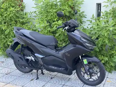 Honda AB 4-клапанный 2026 Черный глянцевый 1000 км