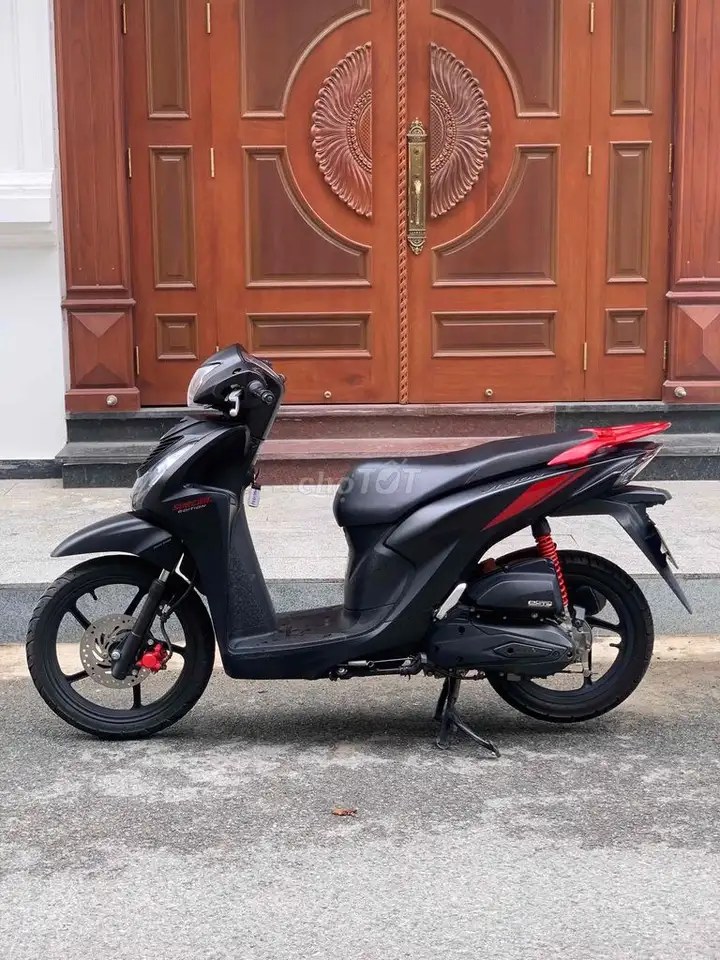 Honda Vision 2021 чёрный 25.000 км