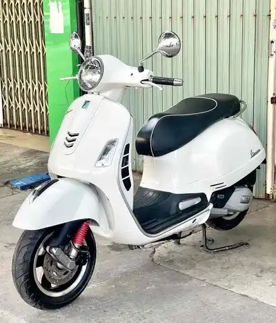 Piaggio Vespa GTS 125 2017 i-Get ABS с оформлением документов