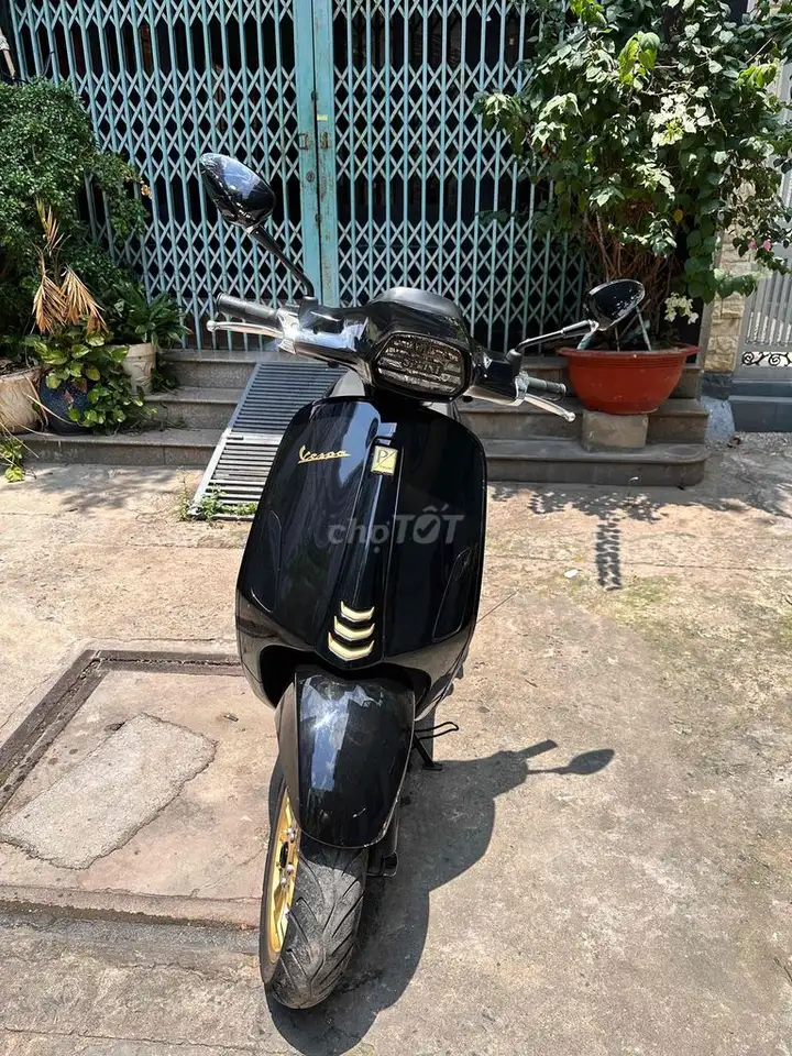 Vespa Sprint S 125 iGet 2022 черный матовый