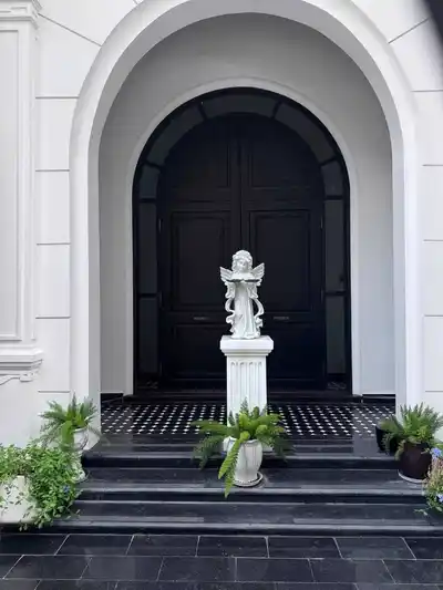 Дом 4 этажа 4 спальни 4WC
