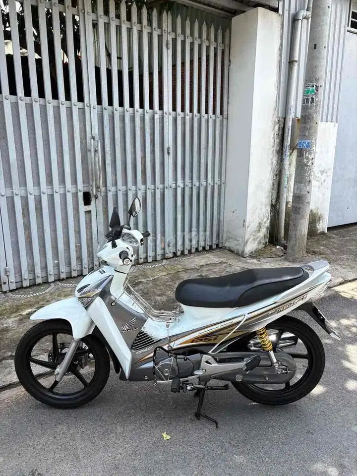 Honda Future Neo 2009 белый