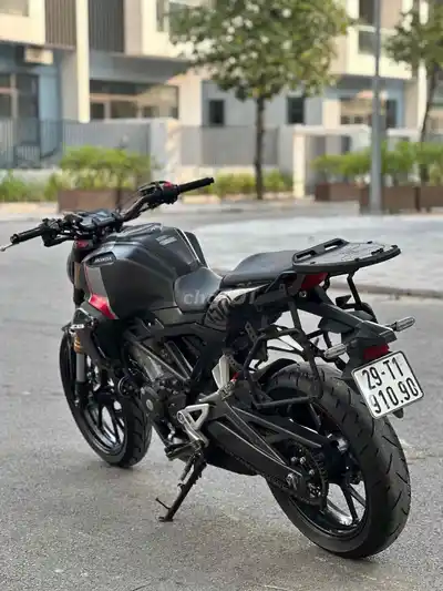 Honda CB150R 2022 5 000 км черный цвет