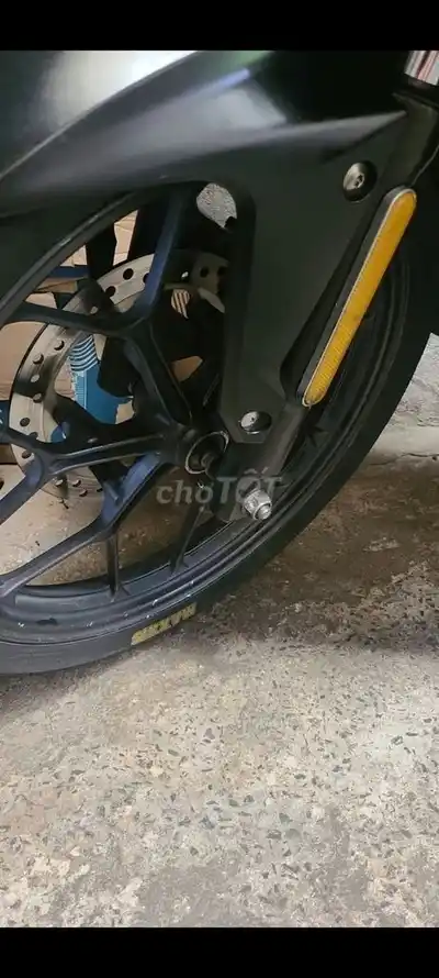 Черная ручная тележка Honda Winner V1