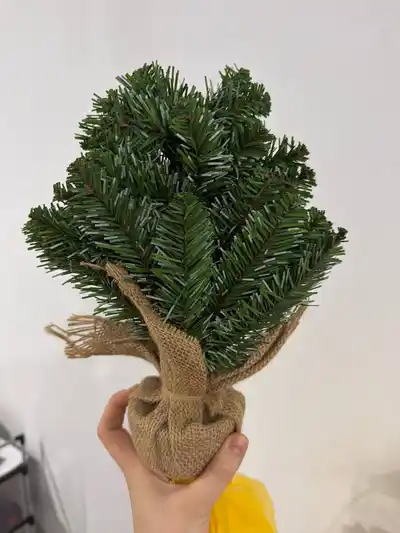 Елка и игрушки
