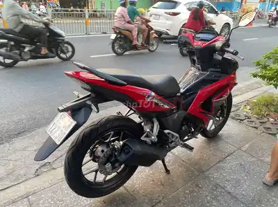 Honda Winner V3 2023 Красный б/у