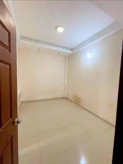 Дом на улице Фам Ван Кьеу, район 14, Го Вап, 4х16м, 3 этажа