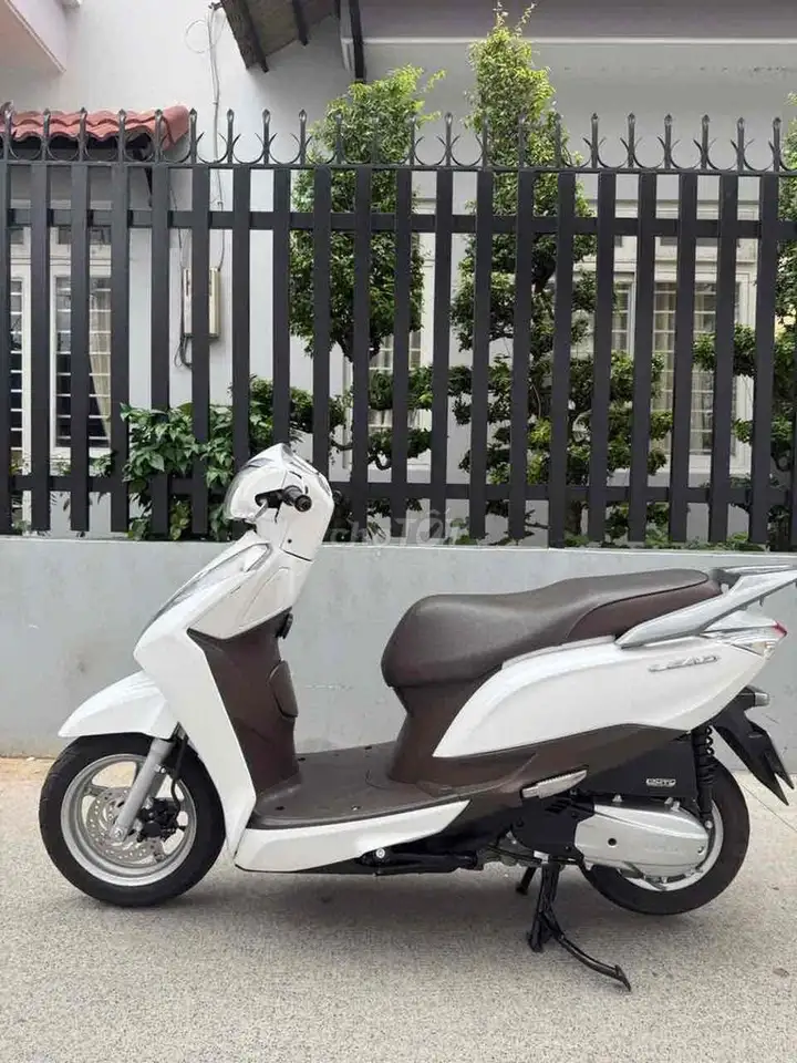 Honda Lead 2017 белый Вьетнам