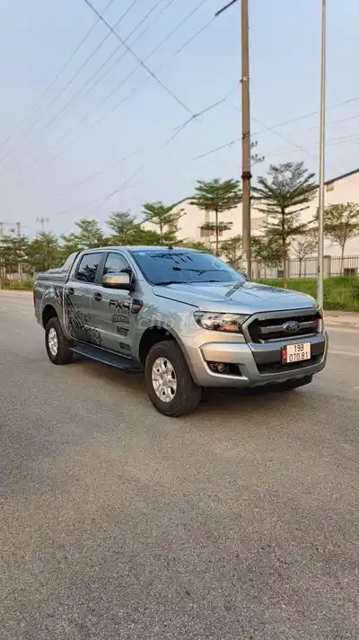 Ford Ranger 2016 XLS Серебристый Автомат