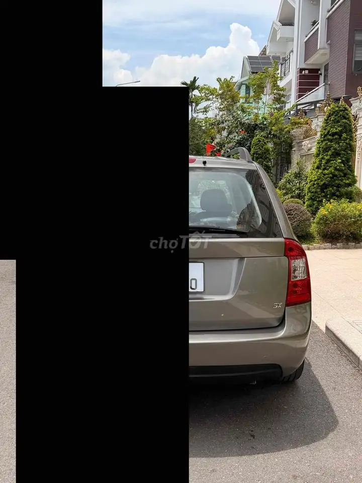 Kia Carens 7 мест, серый, автомат, бензин