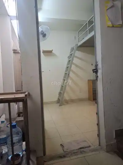 Владелец в аренду, комната в хостеле Hau Giang площадью 20 м2, район Тан Сон Нхат