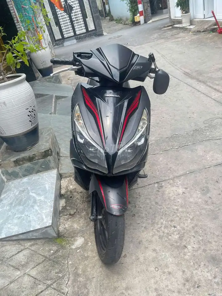 Мопед Honda Airblade