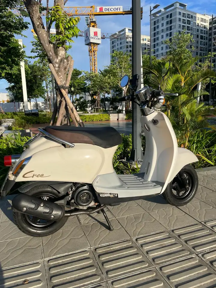 Скутер Scoopy Crea 50СС