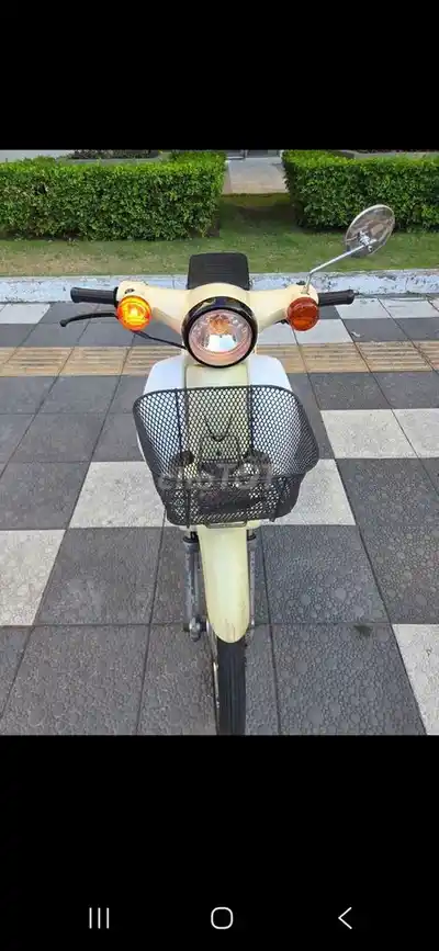 Honda Cub 50cc 2017 желто-кремовый