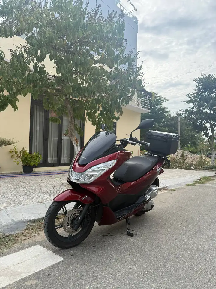 Honda PCX (2 поколение, 2014г), 125cc