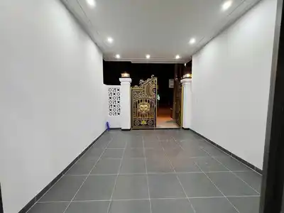 Аренда дома 3 этажа 4 спальни 85м2 в Hoa Khanh