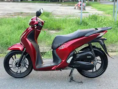 Honda SH 125 2015 красный супер красивый есть рассрочка