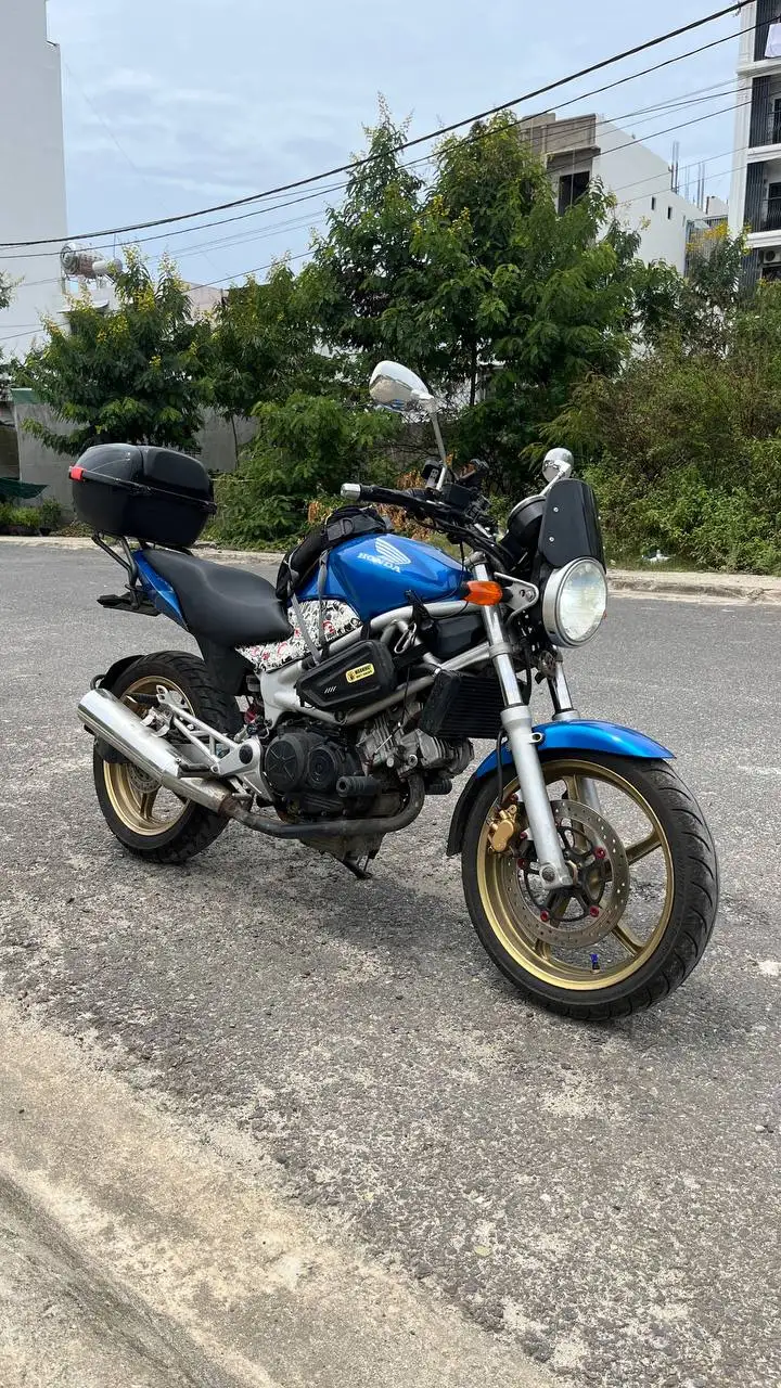 Honda VTR 250 fi, 2017
