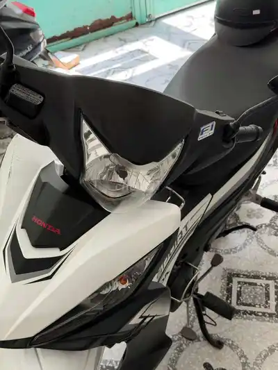 Honda Wave RSX 2021 Белый черный