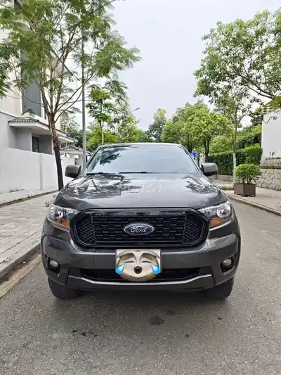 Ford Ranger XLS AT 2022 Серый 2WD