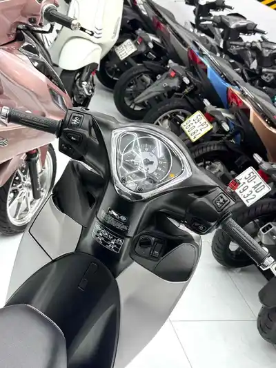 SH Mode 2025 ABS 7K серебристый матовый (помощь с рассрочкой)