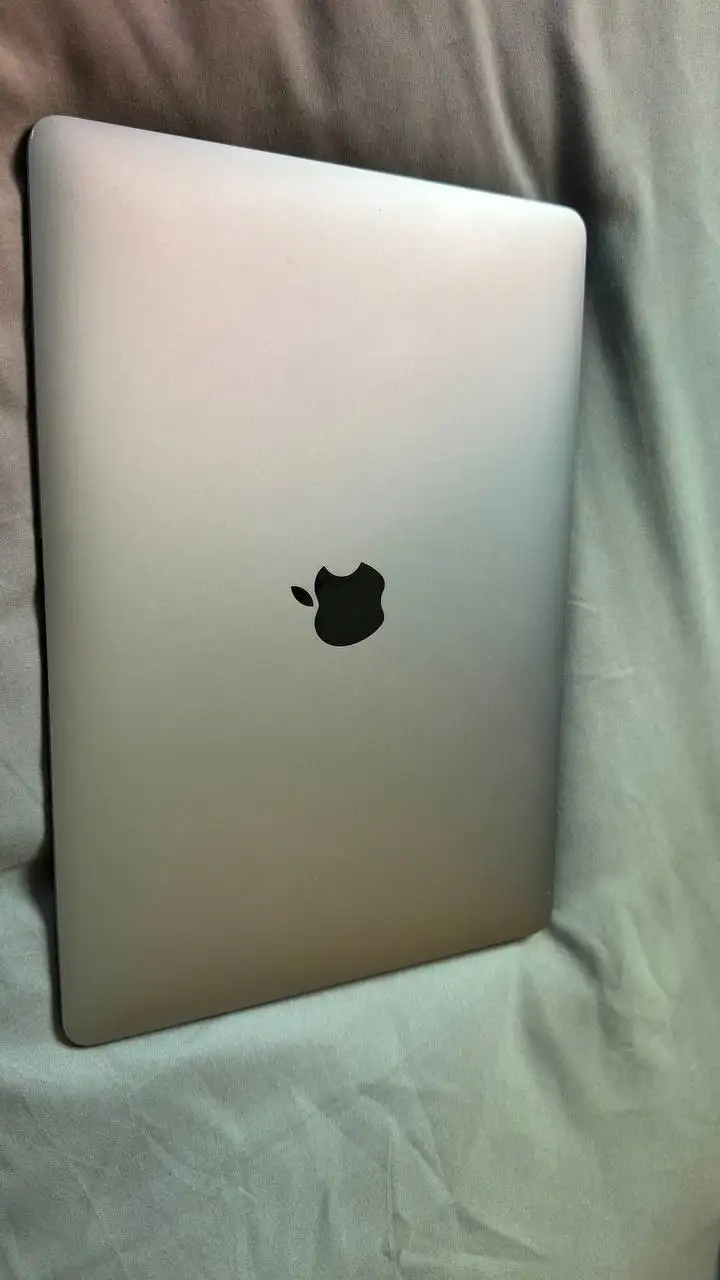 MacBook Air 13″ M1 (2020) 8/256 GB
