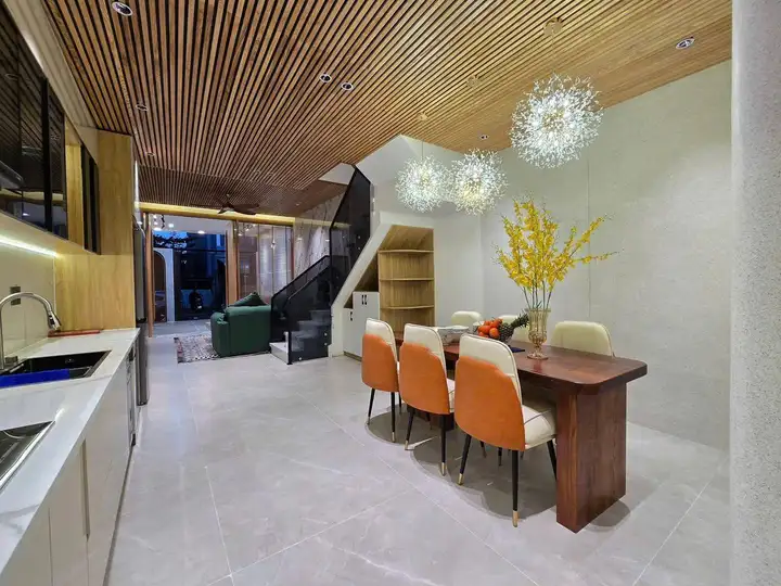 Дом 3 этажа 3 спальни 85 м² Hoa Minh