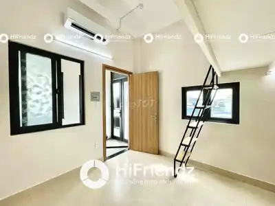 Аренда двухуровневой квартиры с просторным окном и мебелью возле кольца Фу Лам