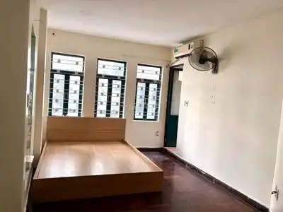 Дом целиком, 5 этажей, 28м², улица Нгуен Тхи Динь, Кау Зяй