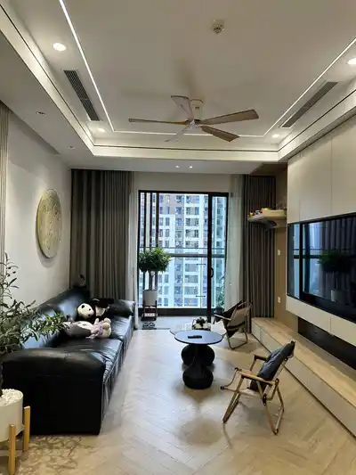 Редкая красивая квартира в BRG Diamond Residence, 25 Le Van Luong