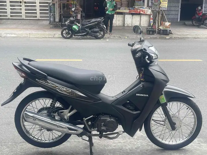 Honda Wave Alpha 2025 в оригинале, тихо работает