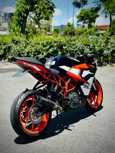 KTM 390 RC 2022