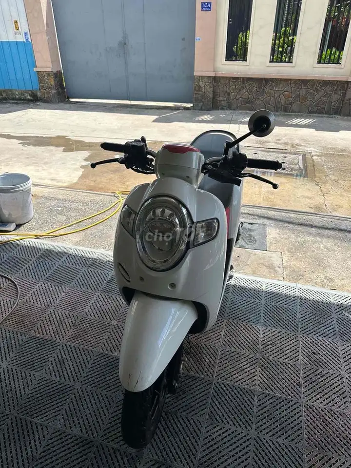Honda Scoopy 2020 Белый розовый 46195 км