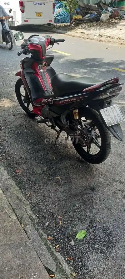 Мопед Yamaha Jupiter, красный