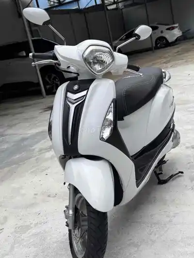 Yamaha Grande белый скутер