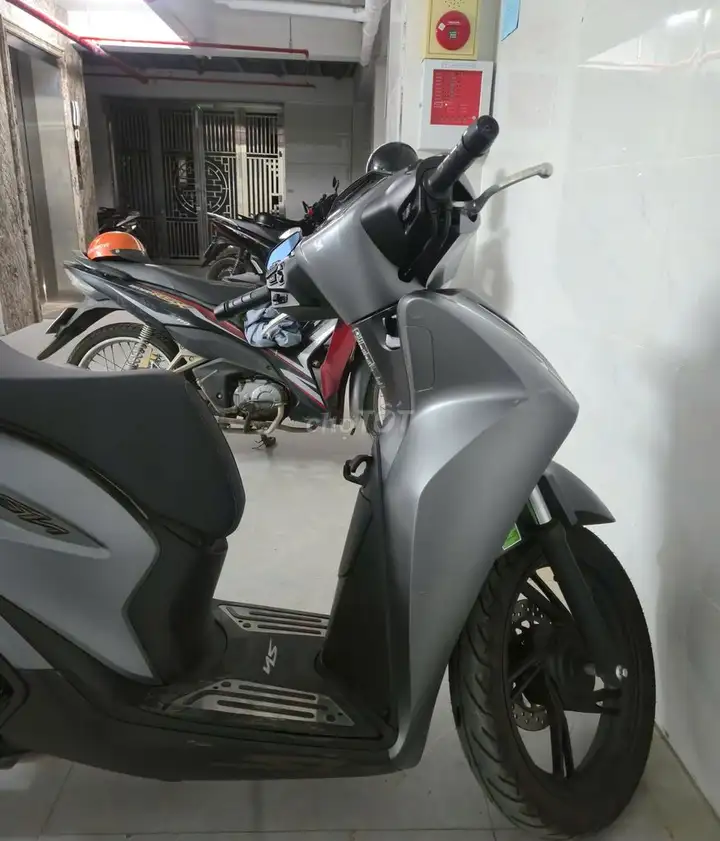 Honda SH 125i-ABS 2026 серо-черный 5392 км