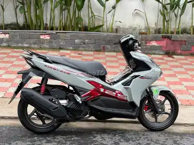 Honda Air Blade 125 2025 пробег 8 тыс. км Хошимин