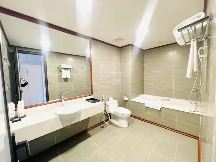 Апартаменты в 5-звездочном отеле Beverly Hills Đức Dương