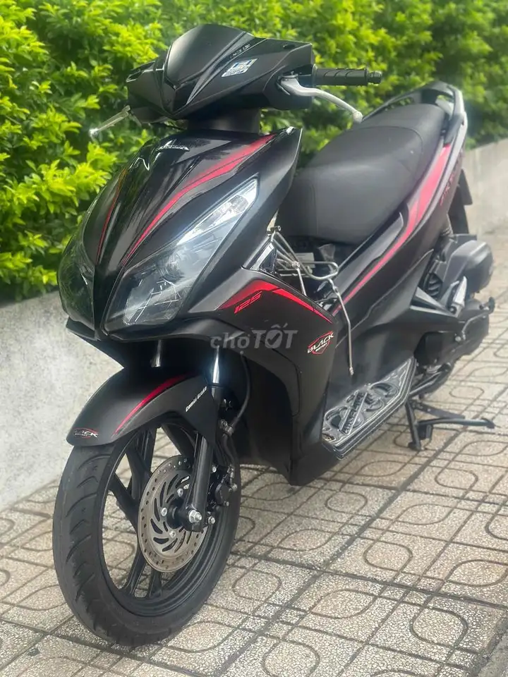 Honda Airblade 125 Fi 2014 матовый черный родной в одних руках