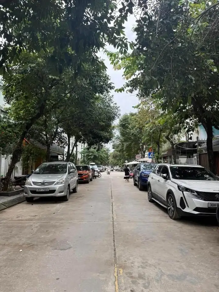 Таунхаус Geleximco Khu A, у Vinhomes Smart City, бизнес