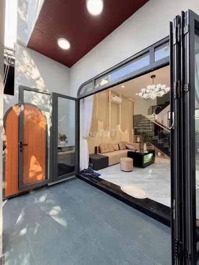 167 ✨ 🏡 Аренда 4-этажного дома с бассейном