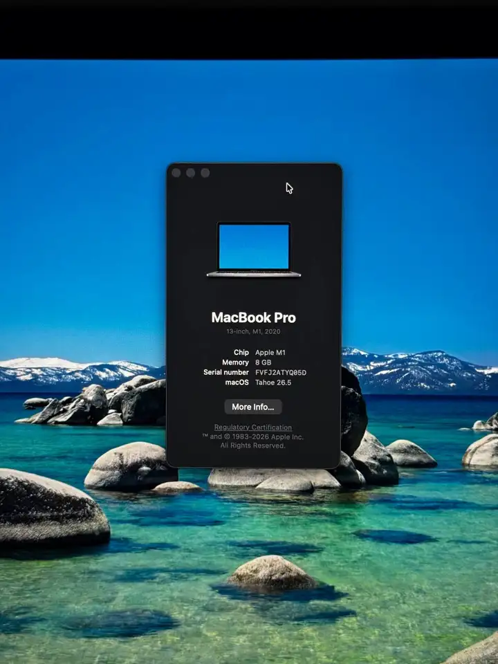 MacBook Pro 13.3" (M1, 8/256 ГБ)