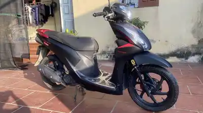 Honda Vision 2018 черно-красный 40 тыс. км