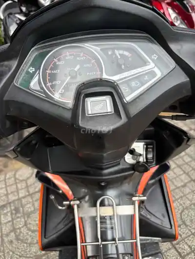 Honda Air Blade 2010 Черно-оранжевый