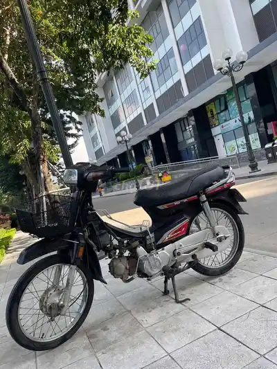 Honda Dream цвет бордовый