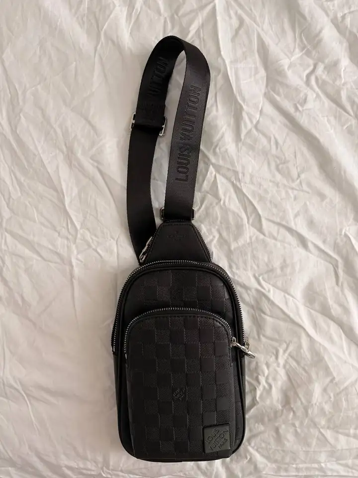 Сумка-слинг (Louis Vuitton style, реплика)