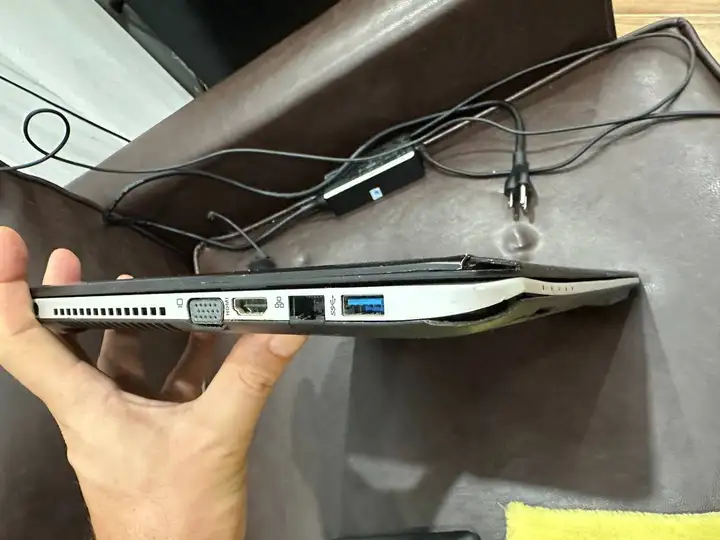 Ноутбук Asus