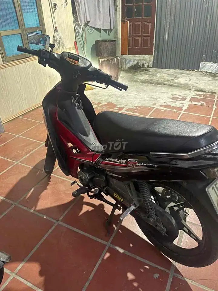 Мотоцикл Sirius 50cc 2019 красный черный